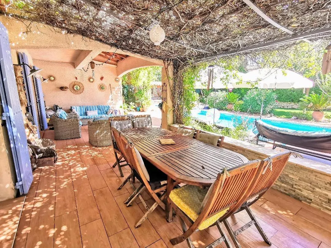 Holiday home Belle Villa Piscine 120 M2, 8 Pers, 3 Belles Chambres Pres D'Aix-En-Provence Ventabren